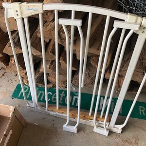 Baby gate